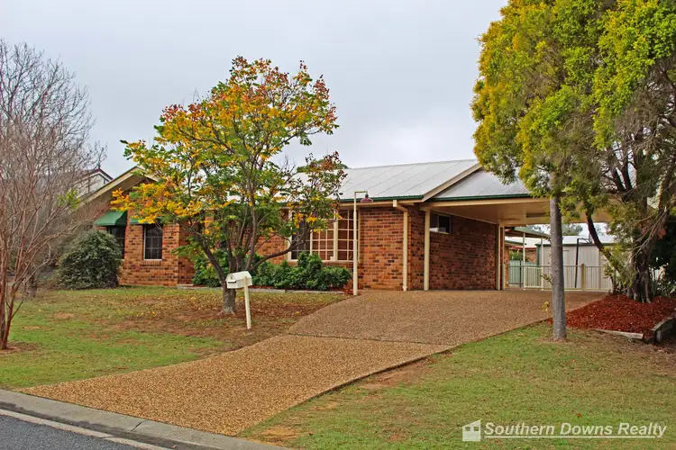 9 Flynn Dr, Warwick QLD 4370