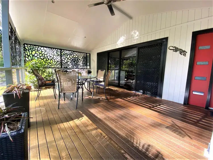 Second view of Homely house listing, 10 Baracoota St, Macleay Island QLD 4184