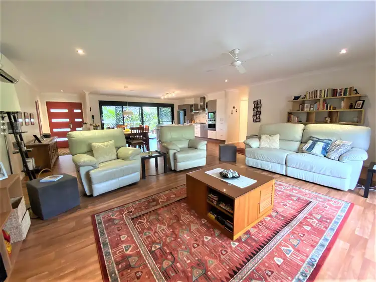 Fifth view of Homely house listing, 10 Baracoota St, Macleay Island QLD 4184