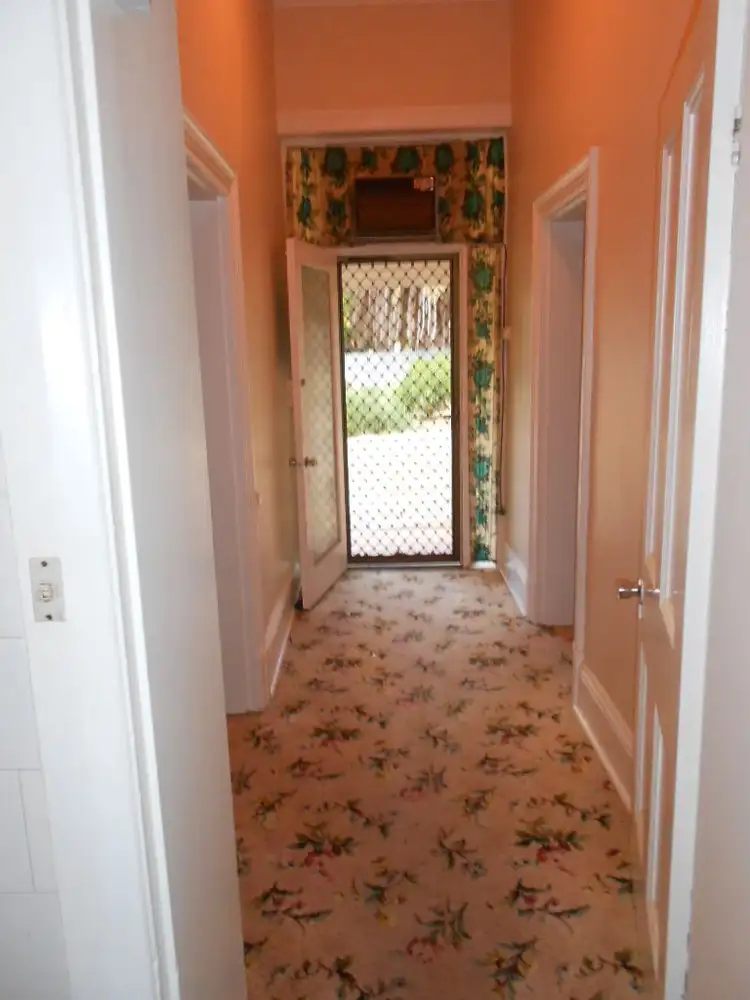 Fifth view of Homely house listing, 18 Mannanarie Road, Jamestown SA 5491