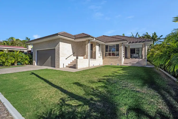 65 Savoy Dr, Broadbeach Waters QLD 4218
