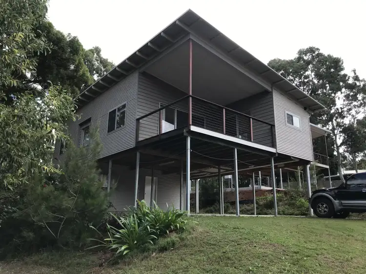 19 Leichhardt Tce, Russell Island QLD 4184