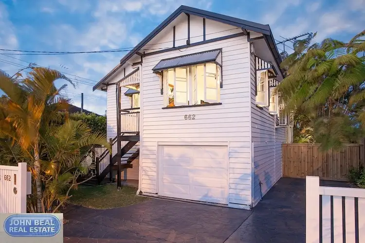 662 Oxley Ave, Scarborough QLD 4020