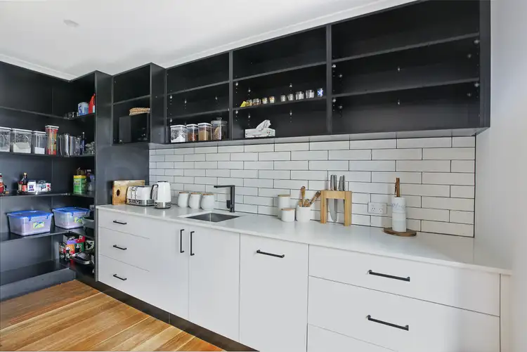 Fifth view of Homely house listing, 3 Quiberon Way, Goulburn NSW 2580