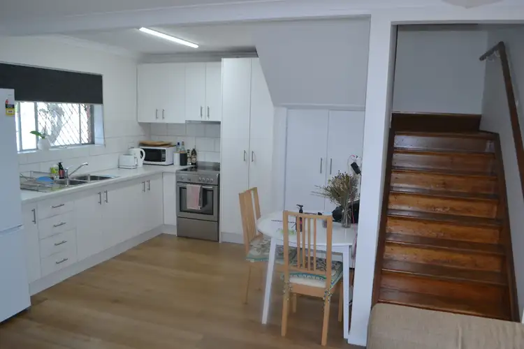 Unit 3/1987 Gold Coast Hwy, Miami QLD 4220