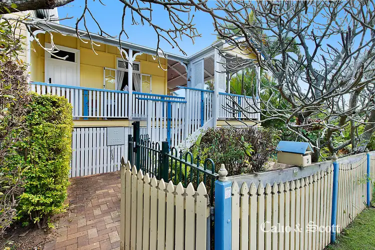 3 Albion St, Sandgate QLD 4017