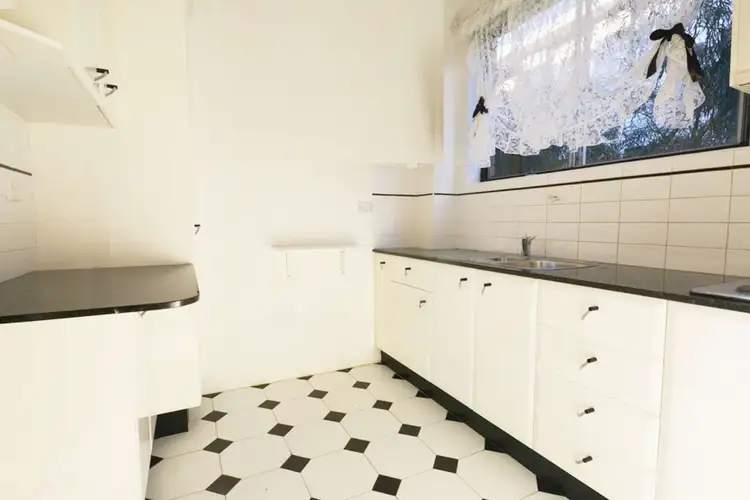 Second view of Homely apartment listing, Unit 2B/73-75 Gilderthorpe Ave, Randwick NSW 2031