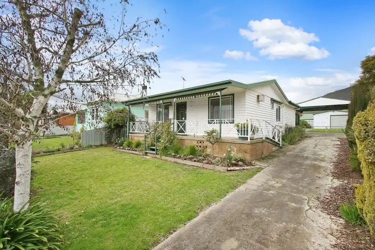 Main view of Homely house listing, 8 Barree St, Tallangatta VIC 3700