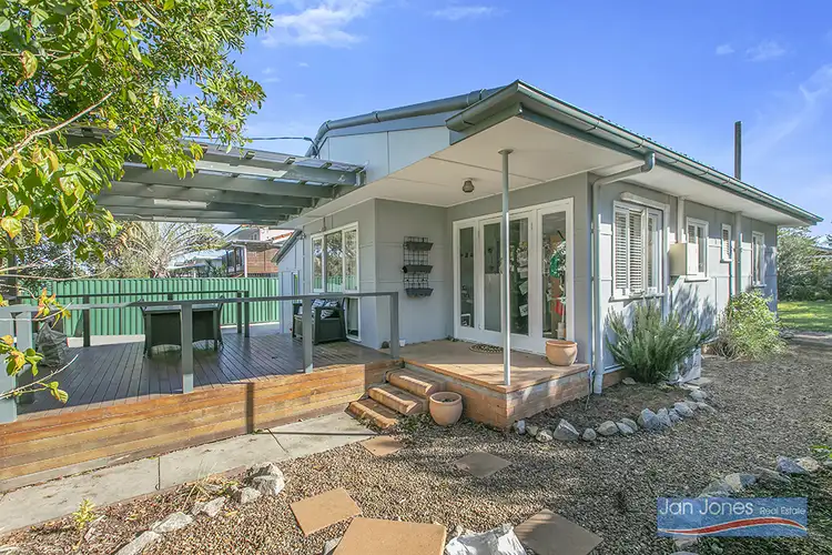 38 Weaber Street, Clontarf QLD 4019