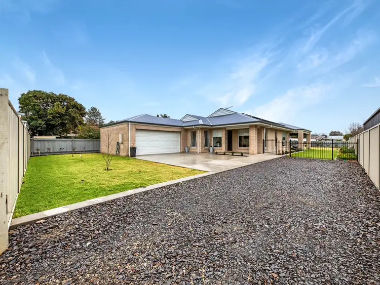 55b High St, Barnawartha VIC 3688