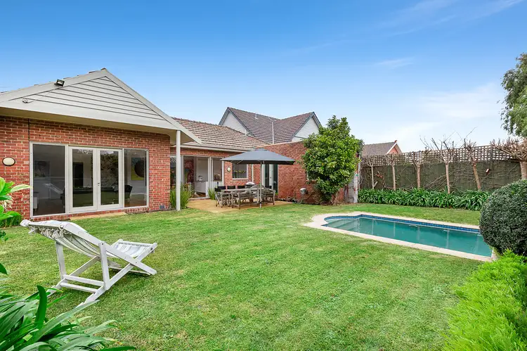 21 Heathfield Rd, Brighton East VIC 3187