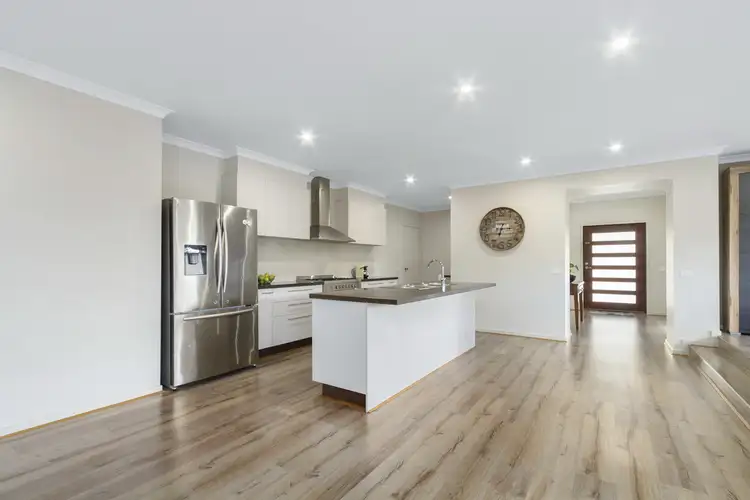 Fifth view of Homely house listing, 22 Kenilworth Dr, Traralgon VIC 3844