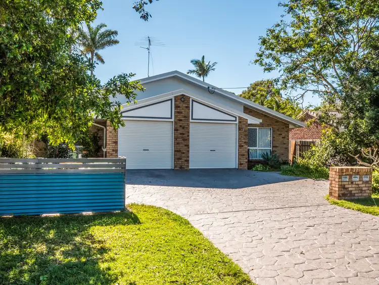 22 Nungo Street, Pacific Paradise QLD 4564
