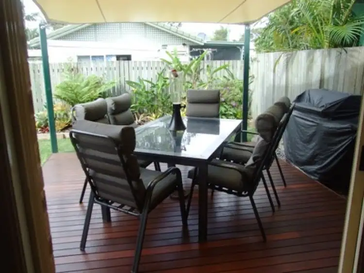 Fourth view of Homely semi-detached listing, 1/17 Richardson Street, Pacific Paradise QLD 4564