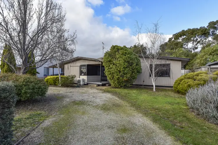 33 Portland St, Penola SA 5277