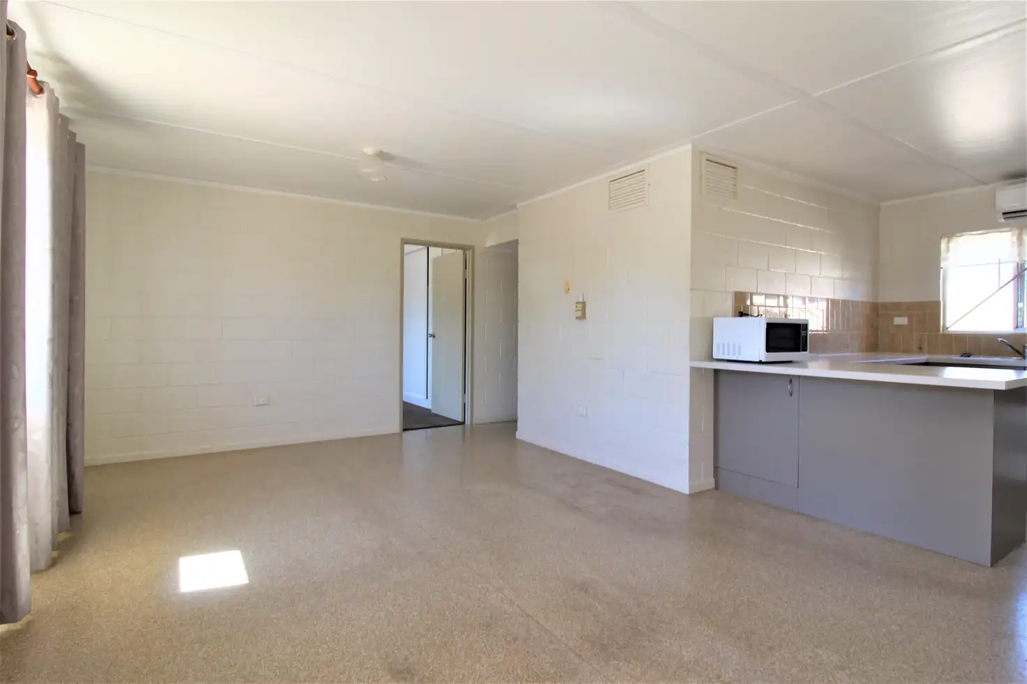 Main view of Homely unit listing, Unit 2/94 West St, Mount Isa QLD 4825