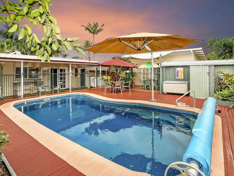 23 Davis Cl, Manoora QLD 4870