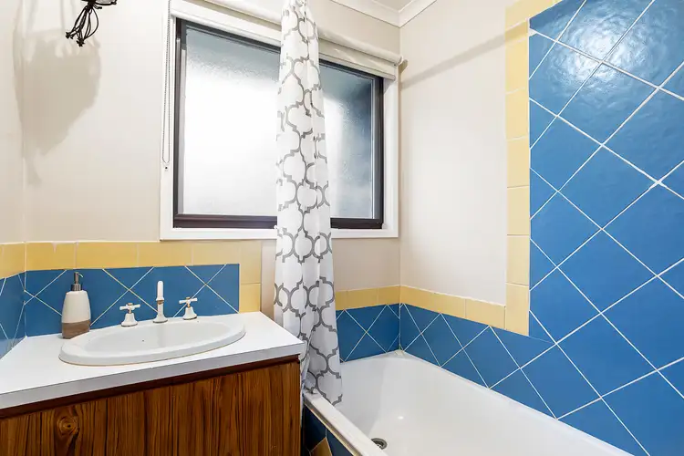Seventh view of Homely house listing, 5 Steven St, Waterford Park VIC 3658