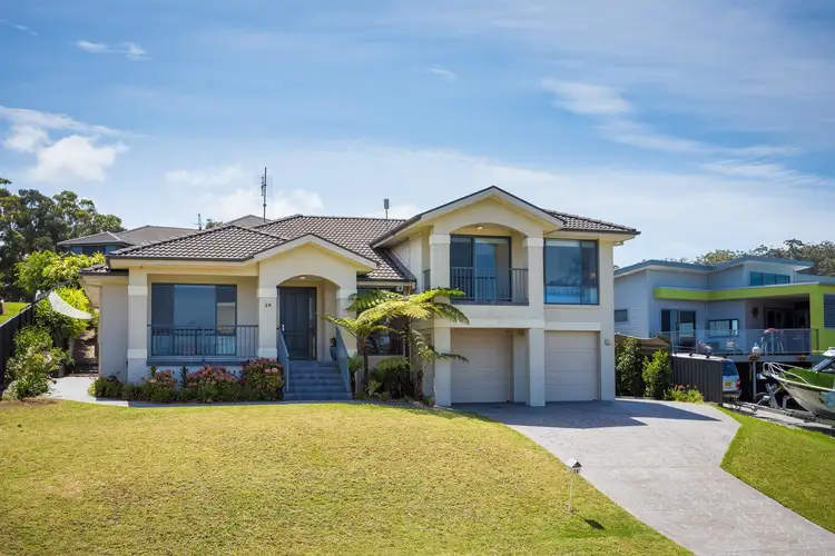 28 Kingfisher Cct, Eden NSW 2551