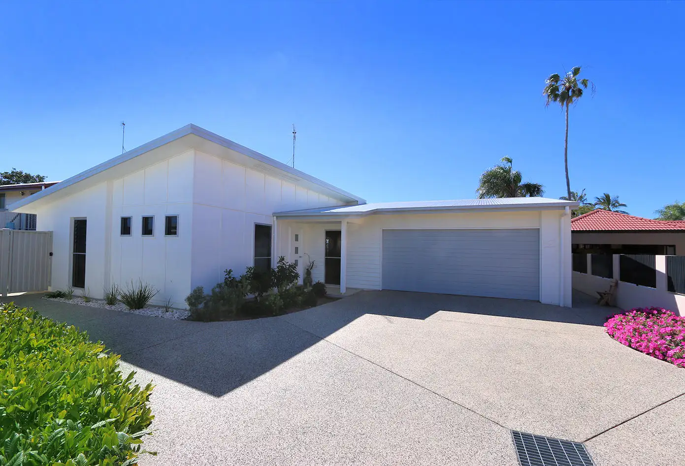 Main view of Homely house listing, Unit 2/8 Holland St, Bargara QLD 4670