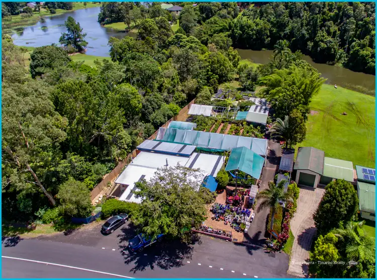 17 Park Ave, Yungaburra QLD 4884