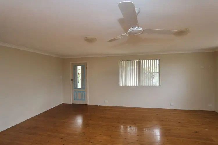 Seventh view of Homely house listing, 2 Crystal Ct, Elliott Heads QLD 4670