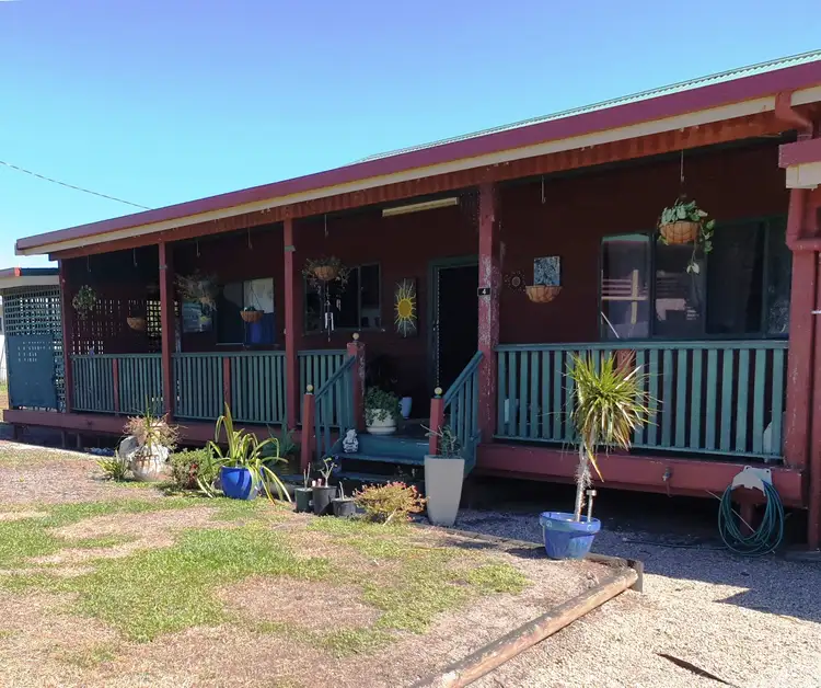 4 Illich Street, Kurrimine Beach QLD 4871
