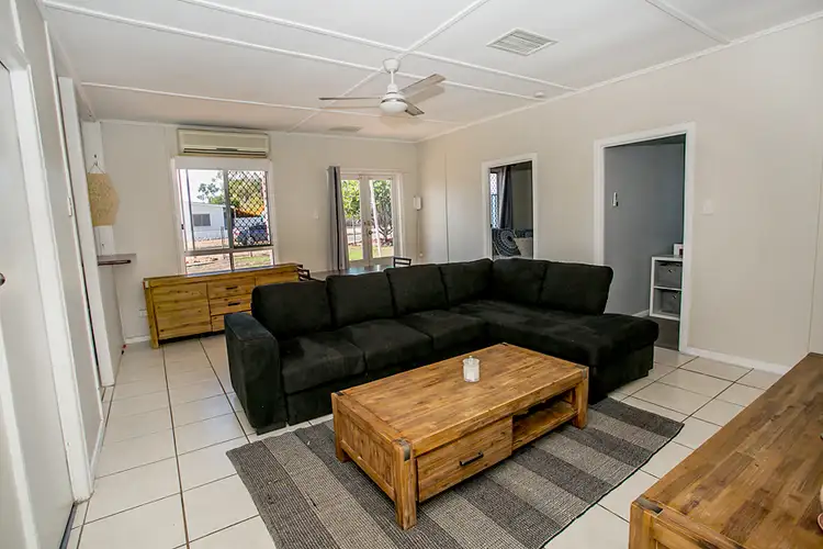 9 Rebecca St, Mount Isa QLD 4825