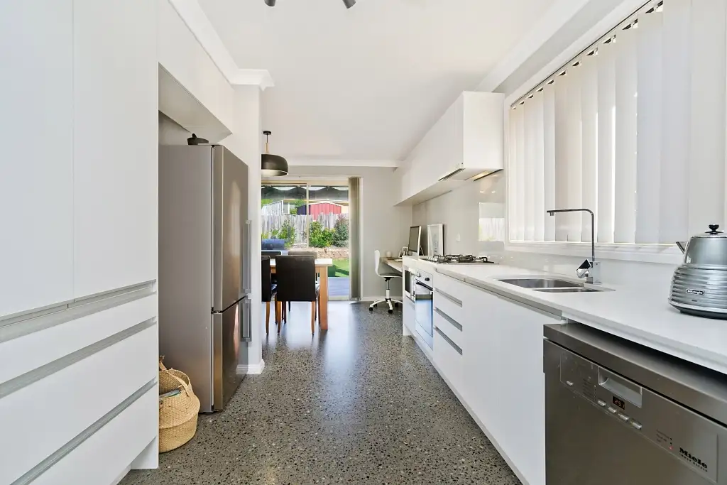 Main view of Homely unit listing, Unit 2/8 Excalibur Pde, Valentine NSW 2280