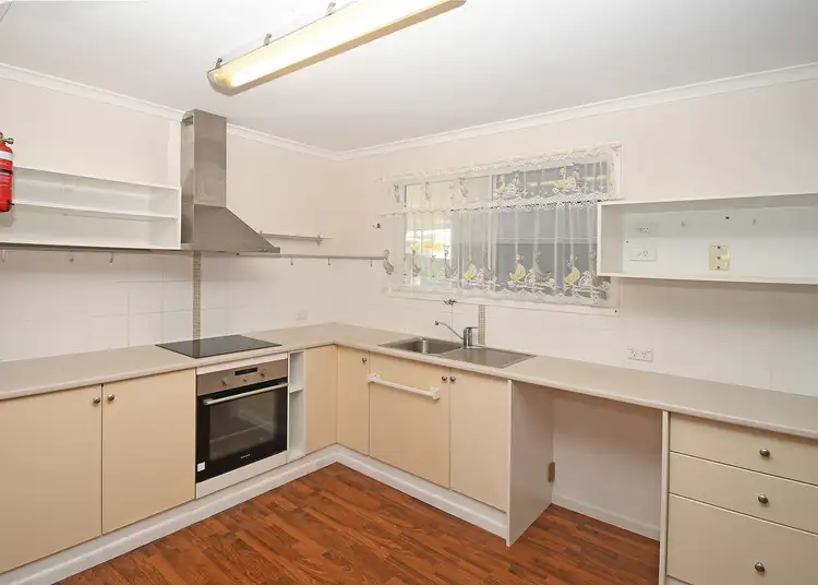 Seventh view of Homely house listing, 4 Par Ct, Urraween QLD 4655