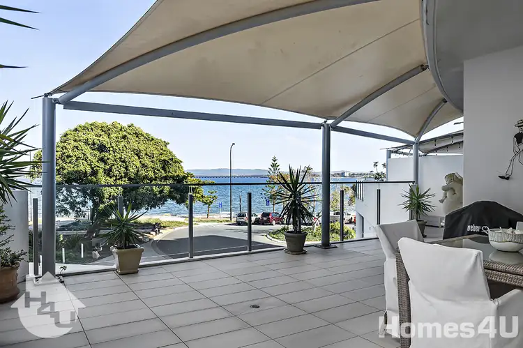 Unit 105/14 Oxley Ave, Woody Point QLD 4019