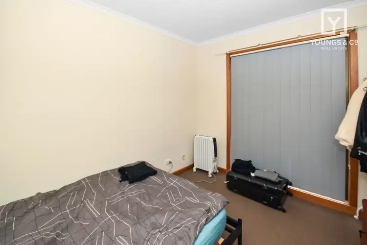 Sixth view of Homely house listing, 1 Morris Ct, Shepparton VIC 3630