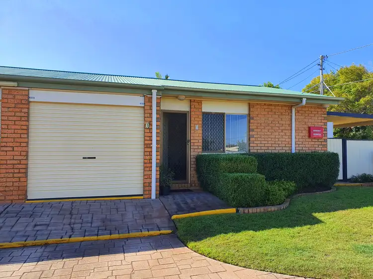 1/27 Mcaneny St, Redcliffe QLD 4020