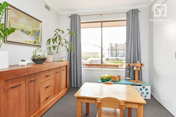 Fifth view of Homely house listing, 8 Duncan Ct, Shepparton VIC 3630