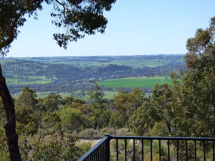 189 Drummondi Dr, Toodyay WA 6566