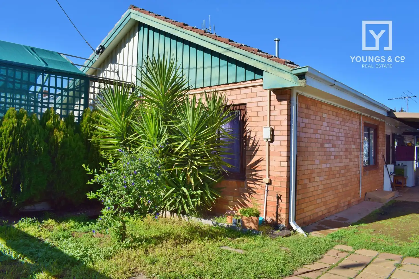 Main view of Homely unit listing, Unit 2/5 Anselmi St, Mooroopna VIC 3629