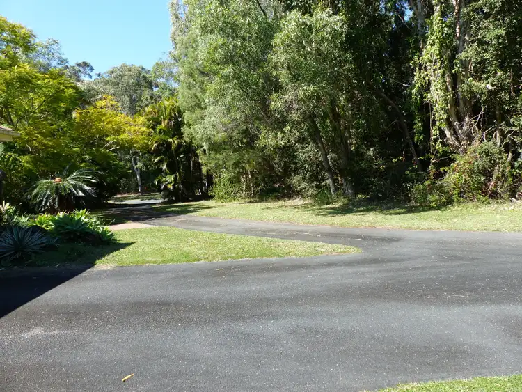 Fifth view of Homely rural property listing, 4 Craigslea Ct, Cooroibah QLD 4565