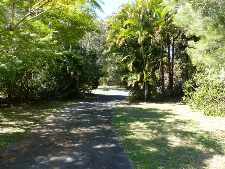 Sixth view of Homely rural property listing, 4 Craigslea Ct, Cooroibah QLD 4565