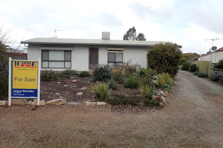 6 Collins St, Jamestown SA 5491