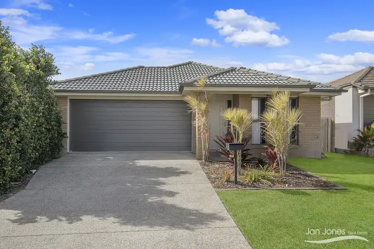 33 Elderflower Cct, Griffin QLD 4503