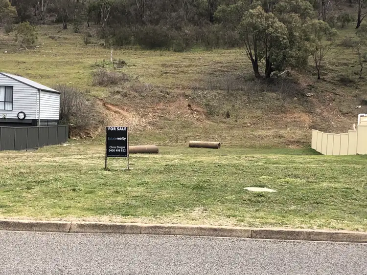 111 Foxlow St, Captains Flat NSW 2623