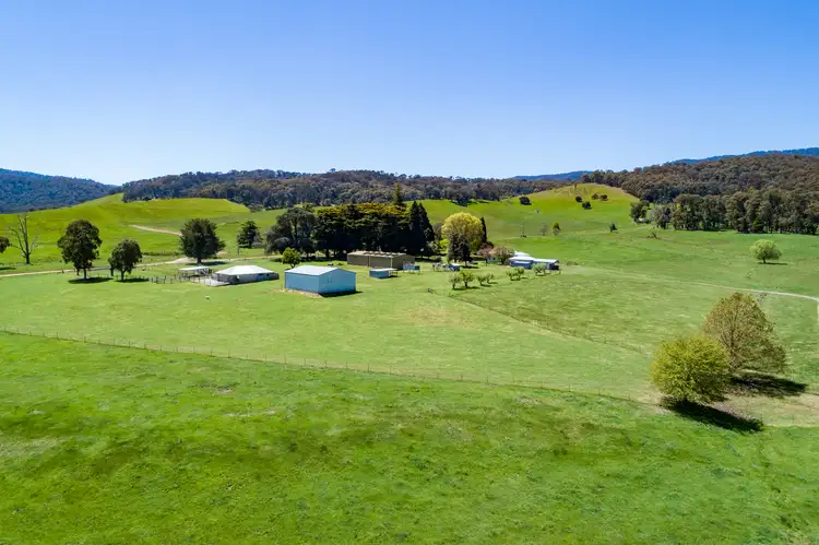 3724 Tallangatta Creek Rd, Tallangatta Valley VIC 3701