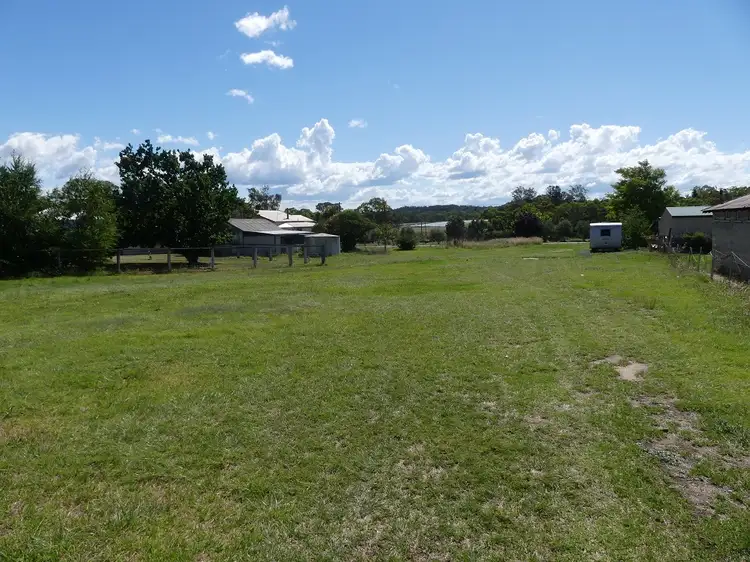 4a Walters Road, Glen Aplin QLD 4381