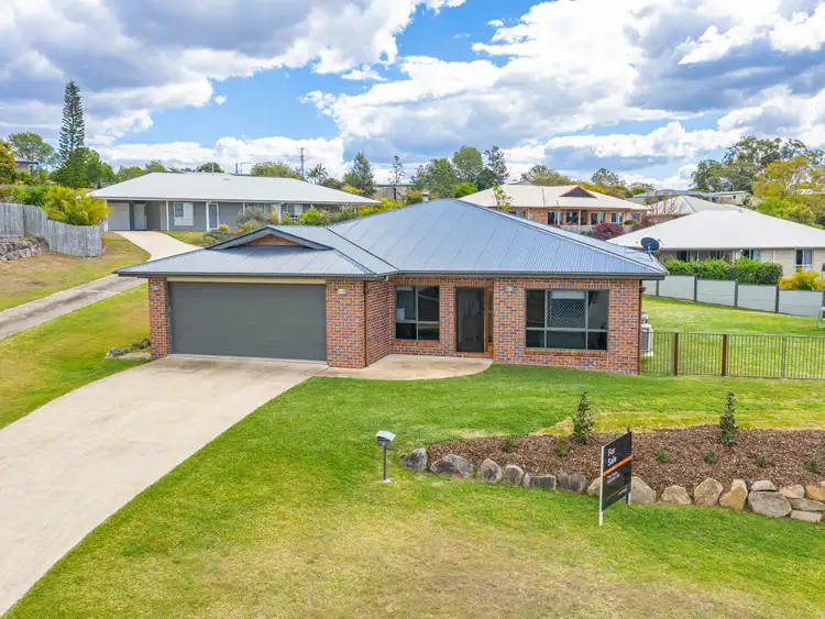 8 Moreton Ct, Southside QLD 4570