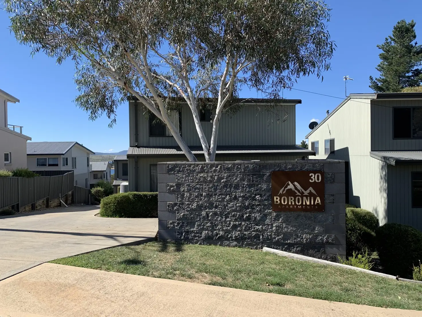 Main view of Homely townhouse listing, Unit 2/30 Nettin Cct, Jindabyne NSW 2627