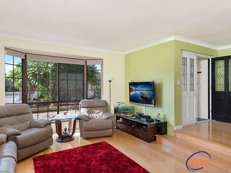 Second view of Homely house listing, 35 Silvertop Terrace, Willetton WA 6155