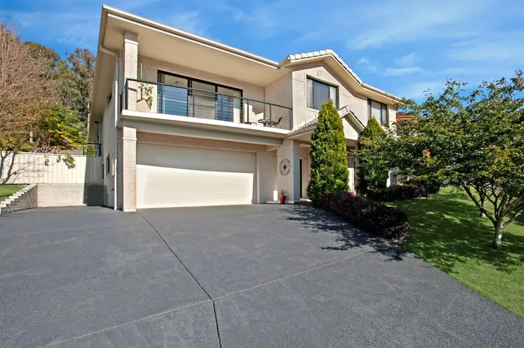 22 Pebble Beach Court, Belmont NSW 2280