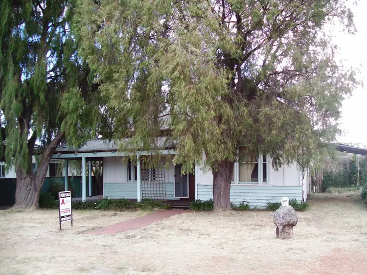 71 Coombes Street, Collie WA 6225