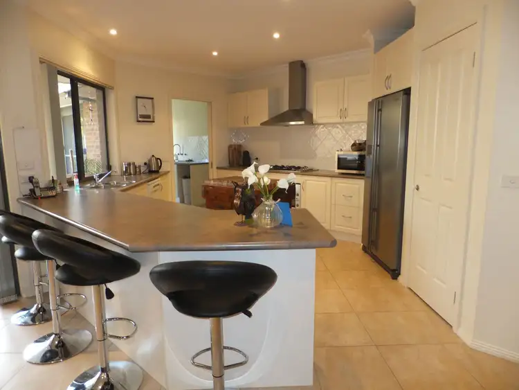 Fifth view of Homely house listing, 1 Wilpena Court, Bairnsdale VIC 3875