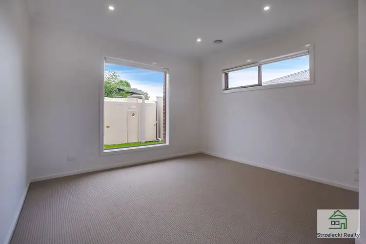 Fourth view of Homely townhouse listing, 2/10 Ashby Street, Trafalgar VIC 3824
